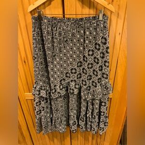 Cato Black and White Floral A-Line Skirt